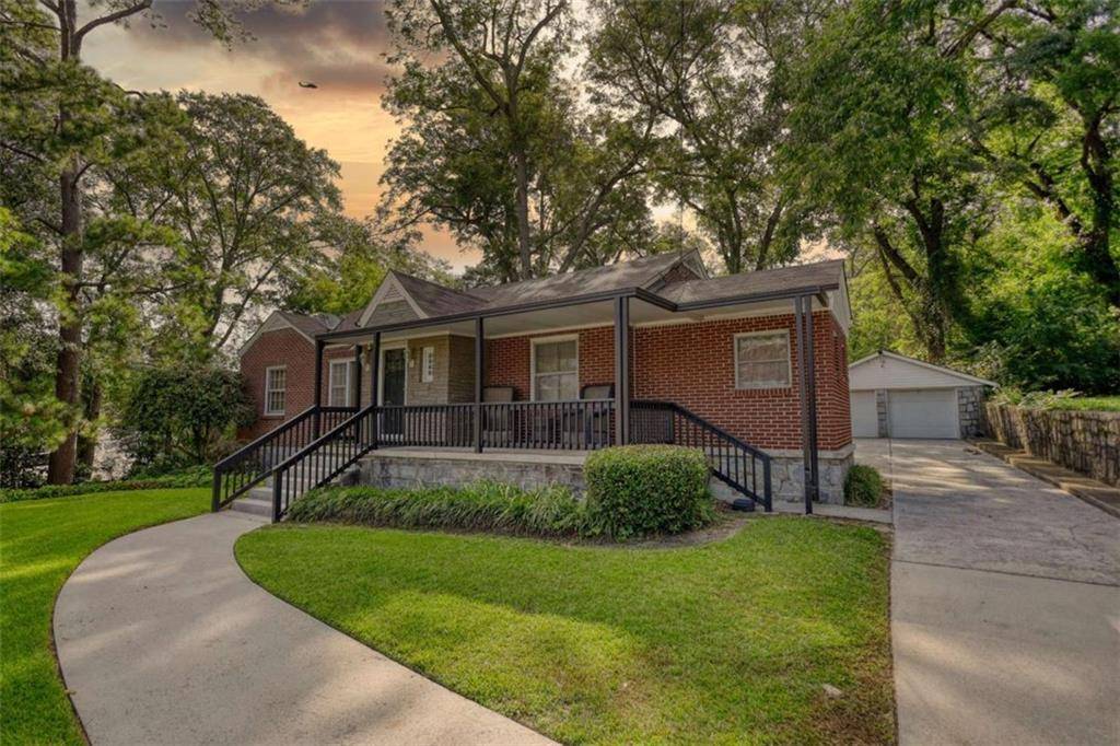 Conyers, GA 30012,990 Oakland Ave SE