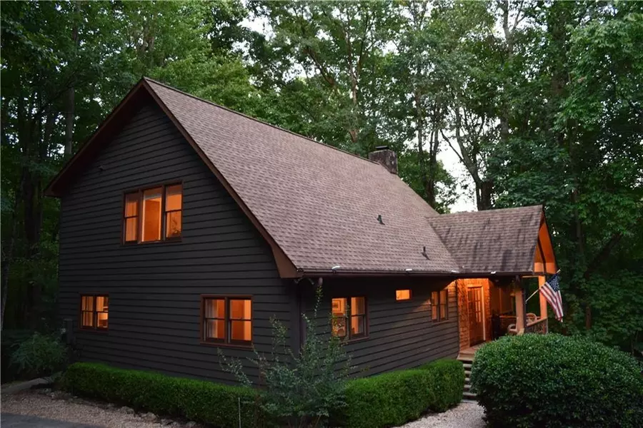 315 N Lake DR, Sautee Nacoochee, GA 30571
