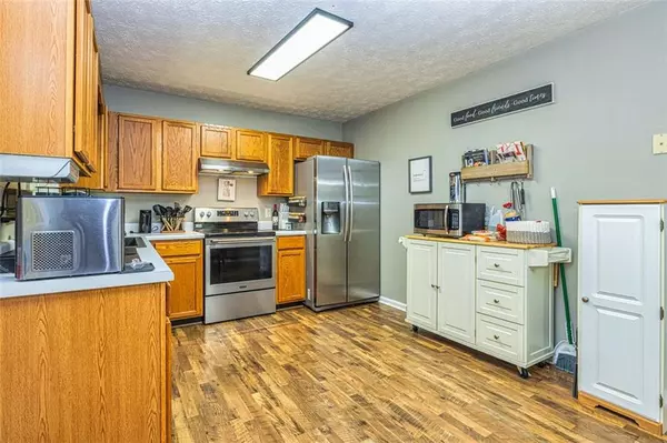 Villa Rica, GA 30180,266 Pine Needle TRL