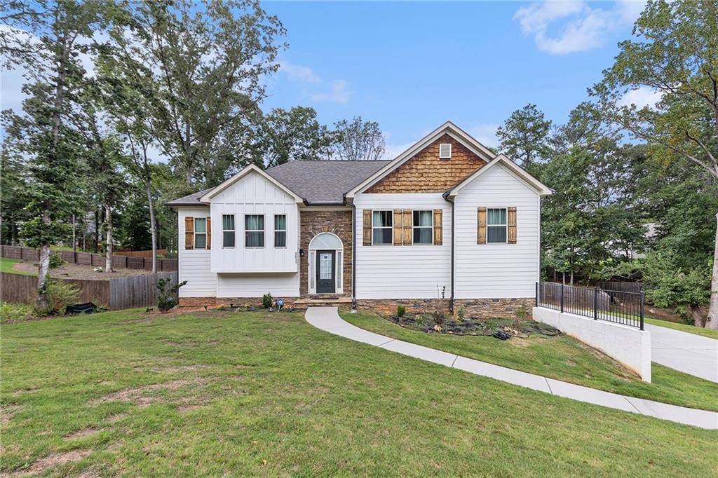 5855 Crowley DR, Douglasville, GA 30135