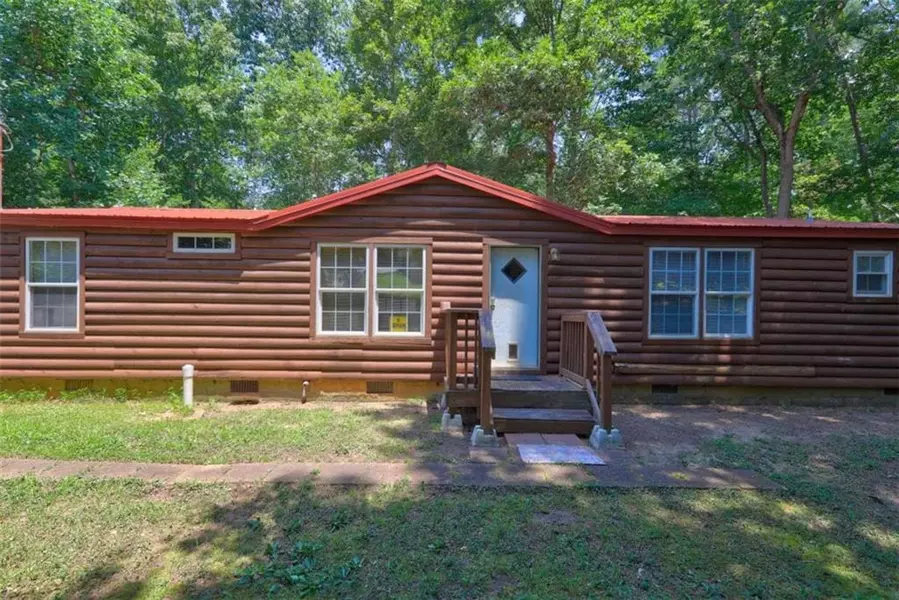 218 Helen RD, Covington, GA 30016