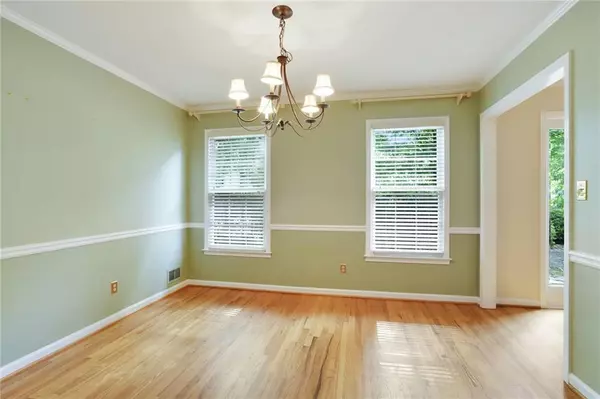Dunwoody, GA 30338,4948 Windhaven CT