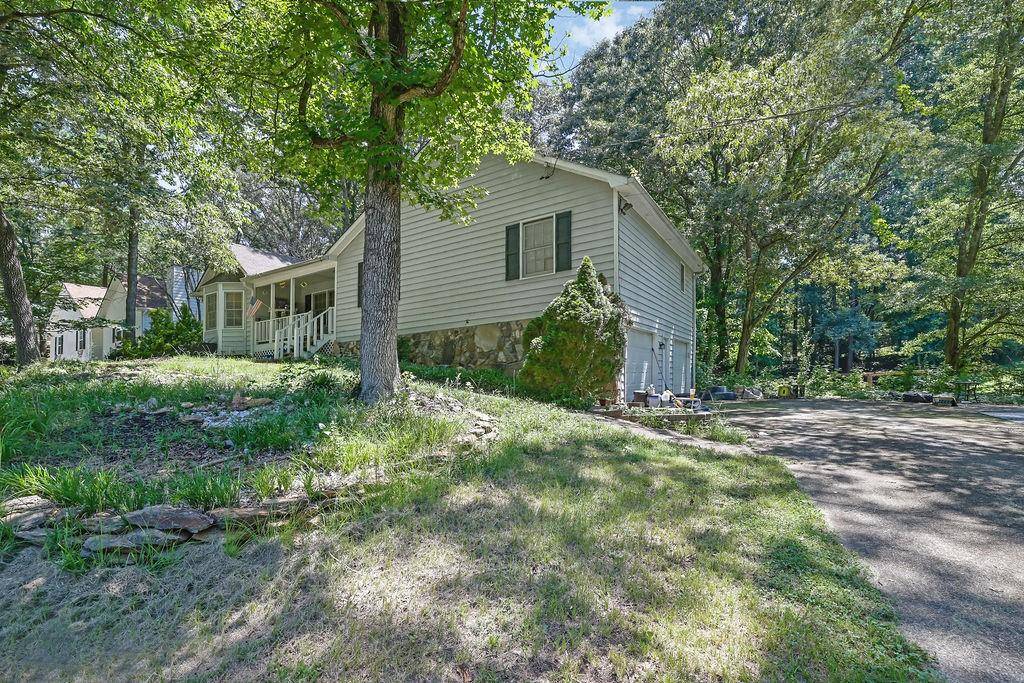 Woodstock, GA 30188,215 Valley Brook DR