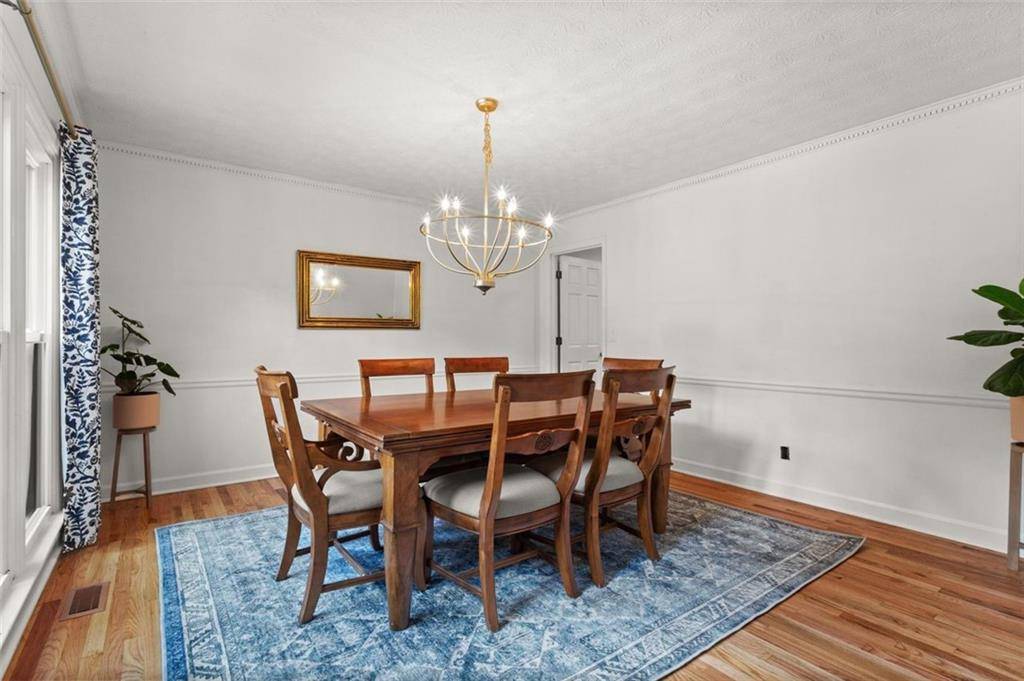 Dunwoody, GA 30338,1208 Dunbrooke LN