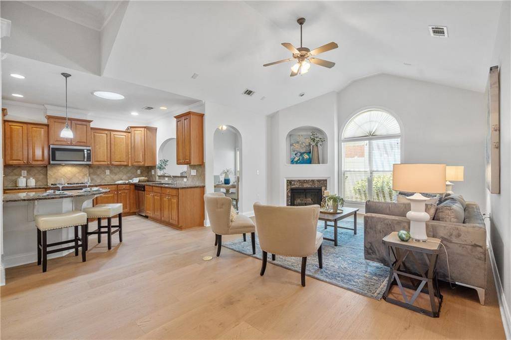 Suwanee, GA 30024,5380 Villa Lake CT