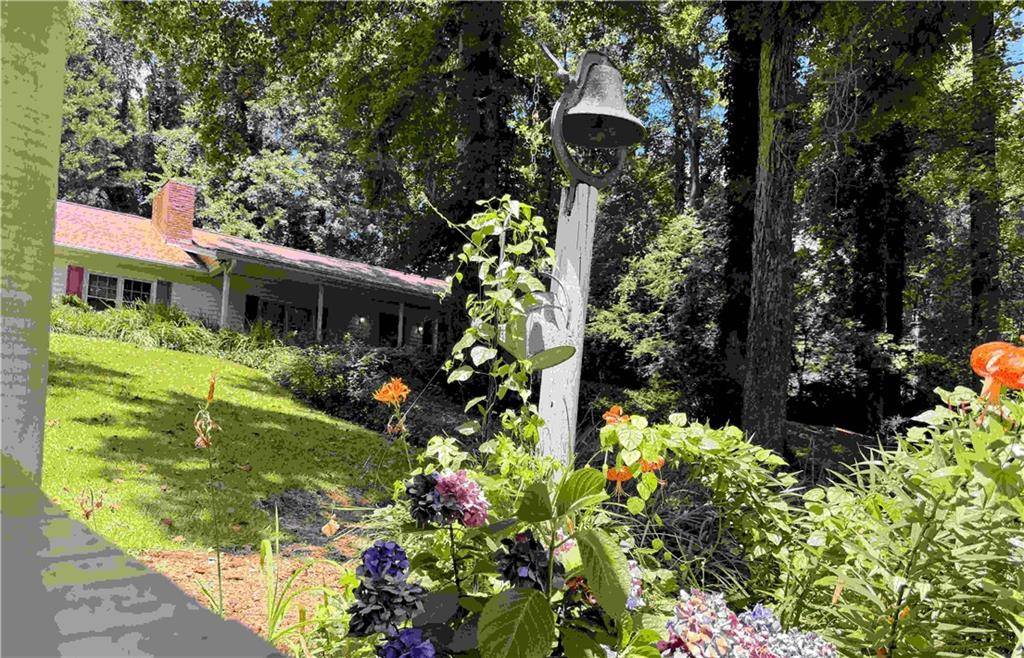Flowery Branch, GA 30542,5040 Nichols DR