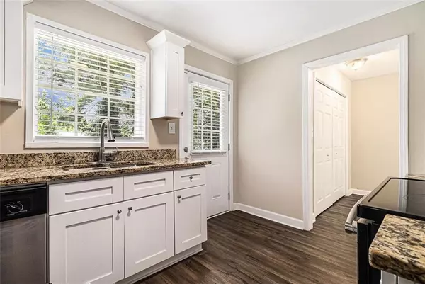 Decatur, GA 30032,3467 LONGLEAF DR