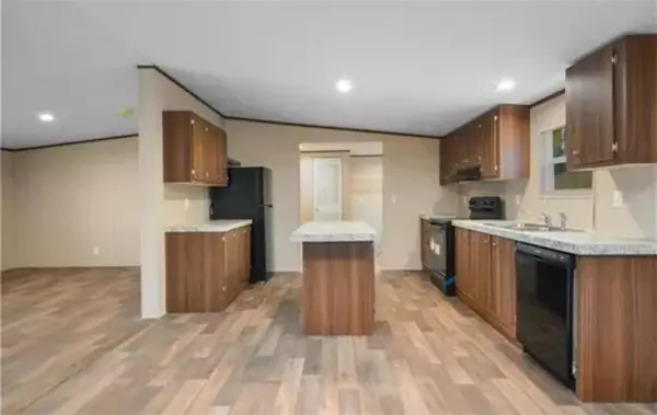 Talking Rock, GA 30175,348 Ruby Ridge DR