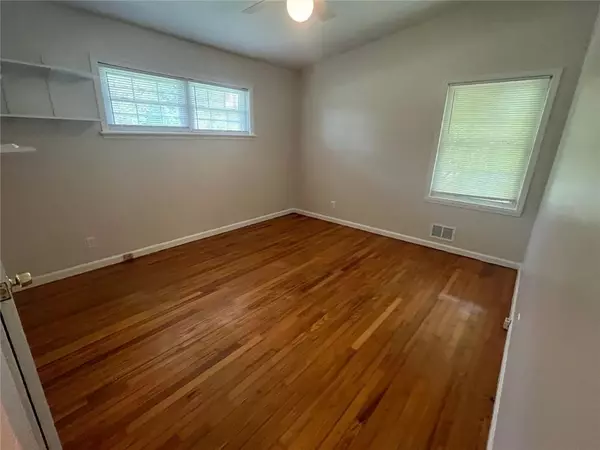 Smyrna, GA 30082,373 Norton CIR SE