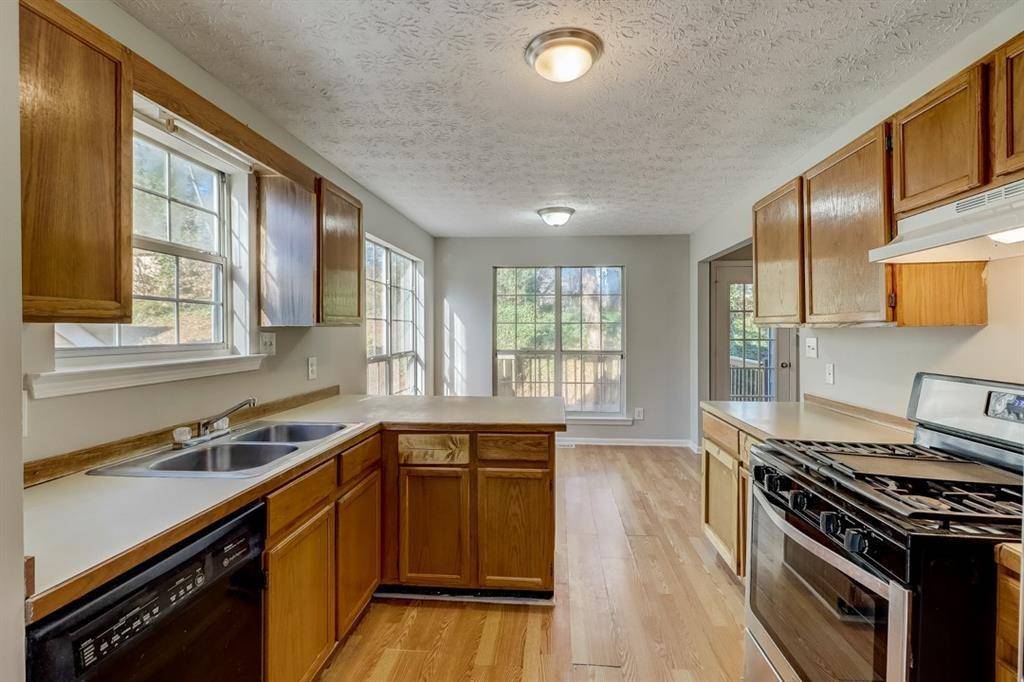 Lilburn, GA 30047,715 Durham Ridge
