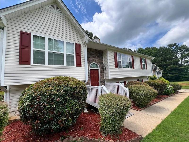 1670 Harvest HL, Douglasville, GA 30134