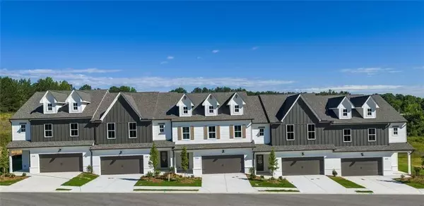 210 Sharon LN, Loganville, GA 30052