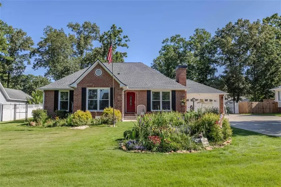 14 Meadowood DR NW, Rome, GA 30165