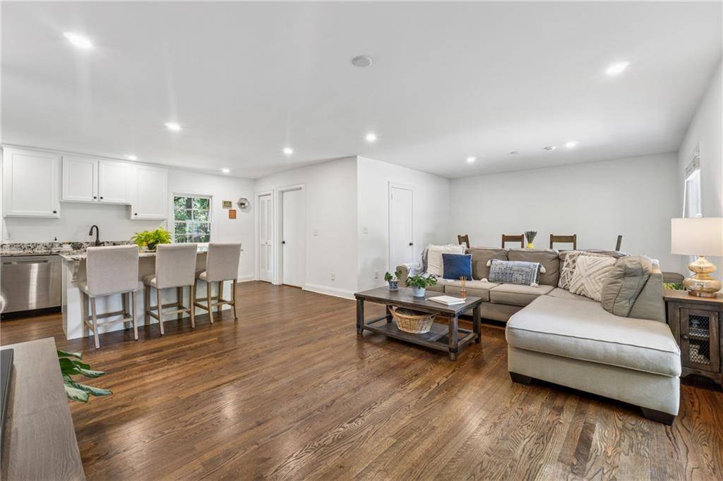 Norcross, GA 30071,606 Lancelot DR