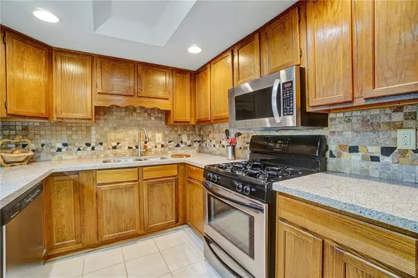 Roswell, GA 30076,9119 Cobbler Court
