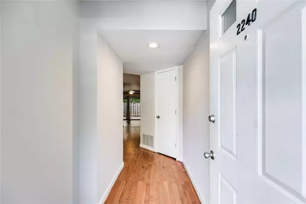 Marietta, GA 30067,2240 Runnymead RDG SE