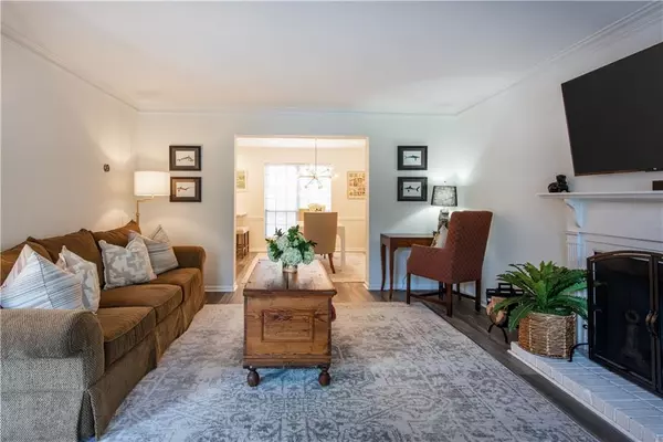 Atlanta, GA 30318,15 George Wythe PL NW