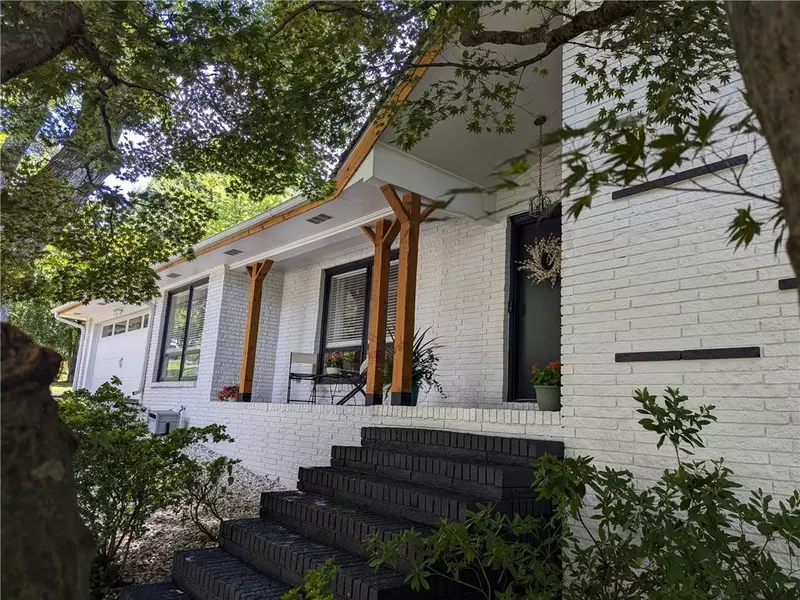 3180 Barkside Court, Atlanta, GA 30341