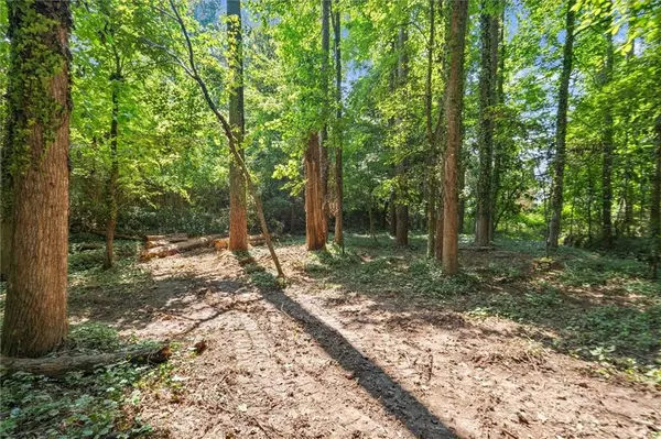 Roswell, GA 30075,420 Longleaf DR