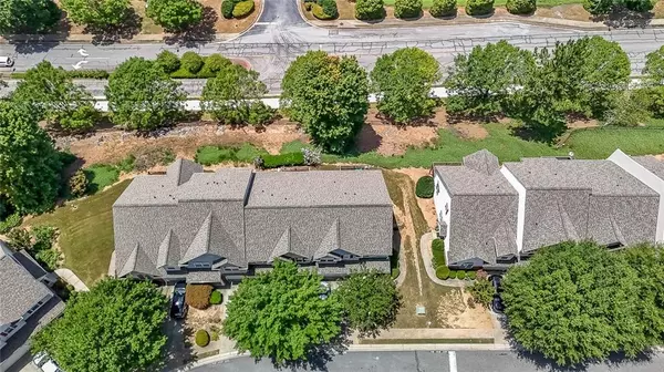 Lawrenceville, GA 30043,2414 Suwanee Pointe DR