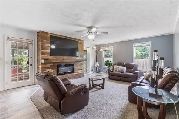Lilburn, GA 30047,1433 Janice CT SW
