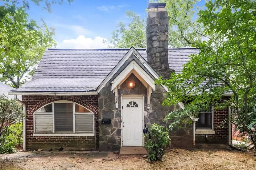 984 Woodbourne DR SW, Atlanta, GA 30310