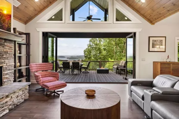 Ellijay, GA 30540,100 Carters View DR