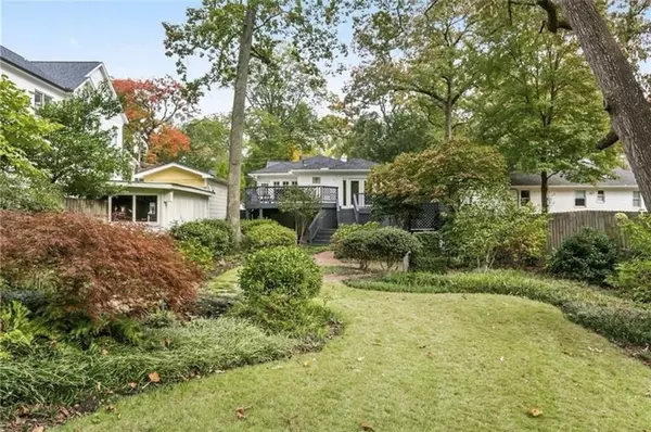 Atlanta, GA 30305,2512 Brookwood DR NE