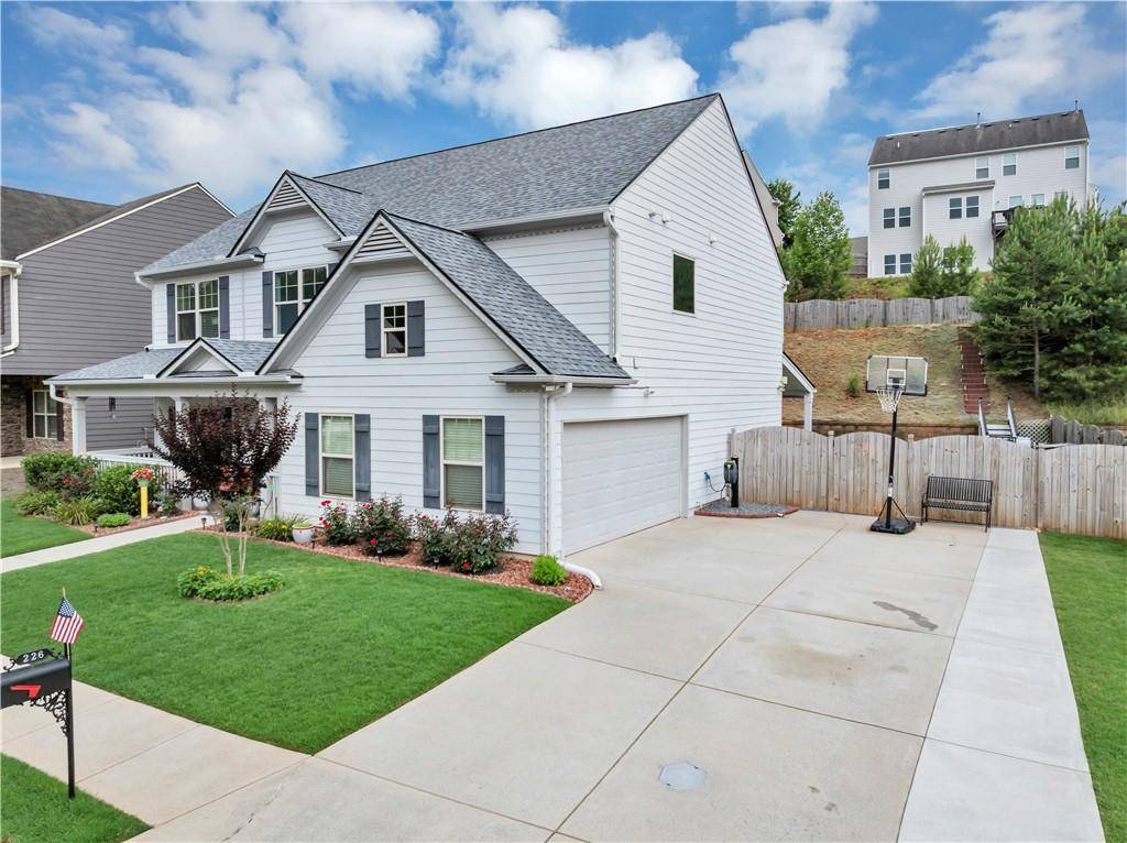 Acworth, GA 30102,226 Creek View LN