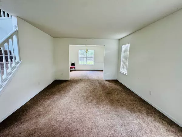 Stone Mountain, GA 30087,680 WREN WALK