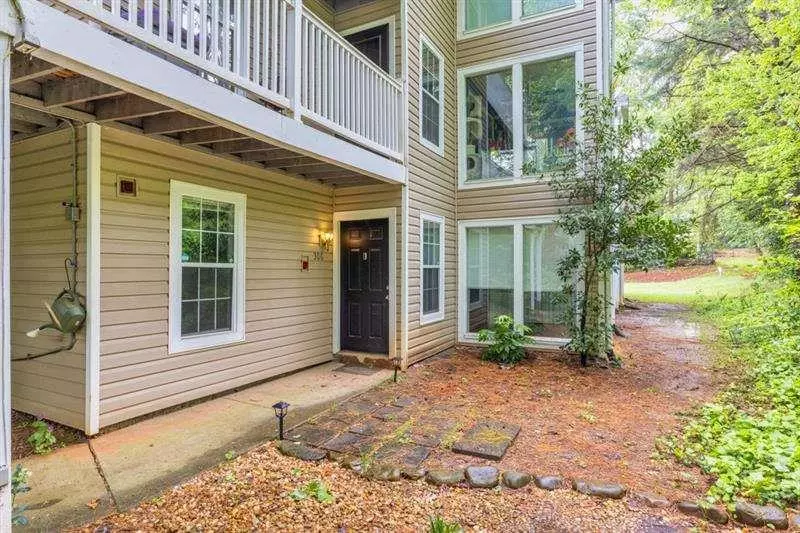 Marietta, GA 30067,306 Augusta DR #306