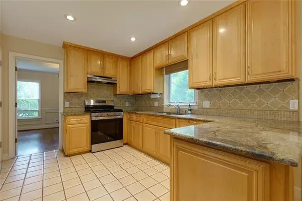 Roswell, GA 30075,4142 Bellflower CT NE