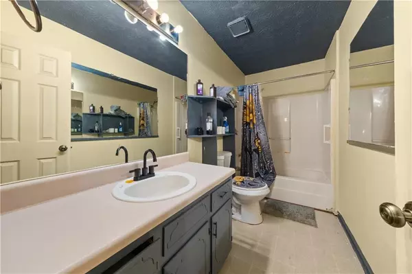 Jonesboro, GA 30236,Address not disclosed