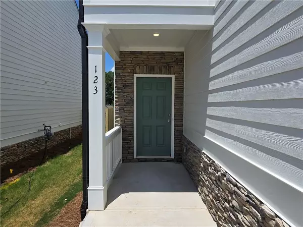 Dawsonville, GA 30534,123 Shelter LN E