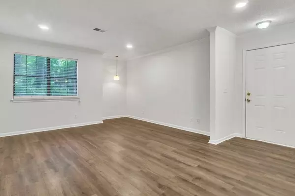 Atlanta, GA 30350,506 Barrington Hills DR