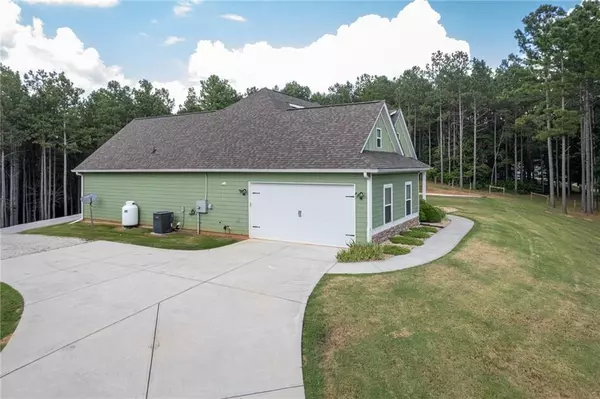 Gillsville, GA 30543,2218 Carson Segars RD