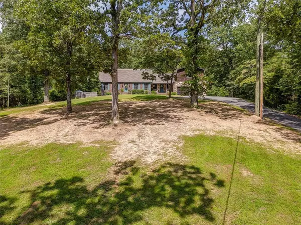 Summerville, GA 30747,400 RACE HORSE DR