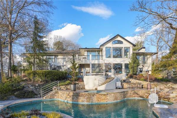 7 Whitewater TRL, Atlanta, GA 30327