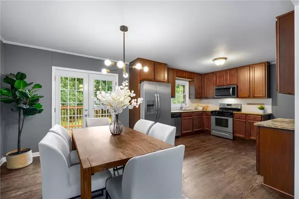 2521 Whites Mill LN, Decatur, GA 30032