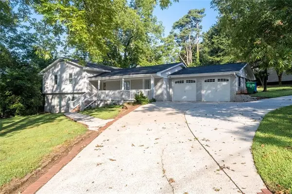 Atlanta, GA 30329,2842 BRIARCLIFF RD NE