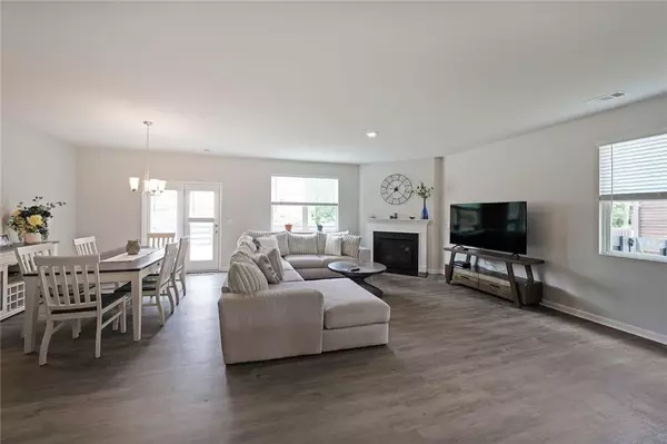 Flowery Branch, GA 30542,6765 STAR GAZE CT