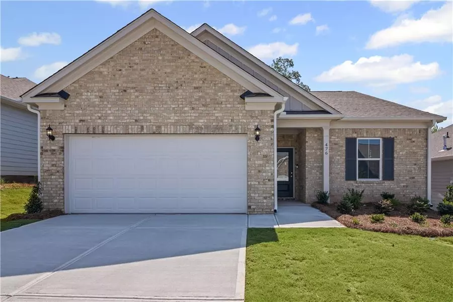476 Village LN, Fairburn, GA 30213