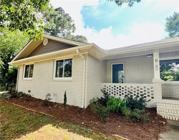 4306 Lake Forest DR, Oakwood, GA 30566