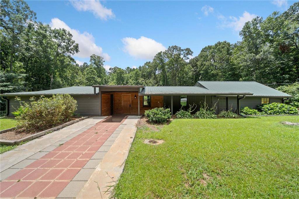 290 Mount Moriah RD, Dallas, GA 30132