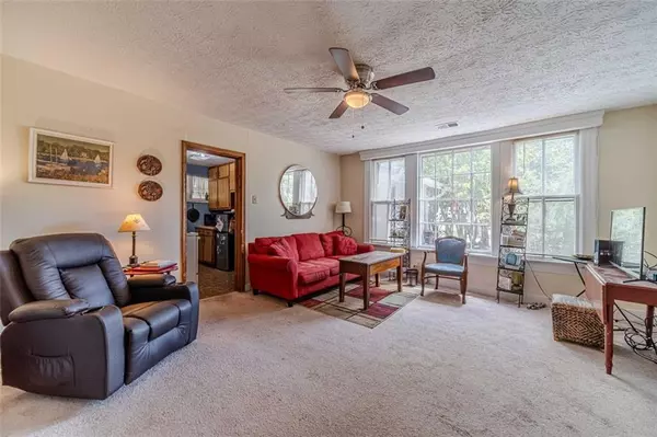 Loganville, GA 30052,284 Covington ST