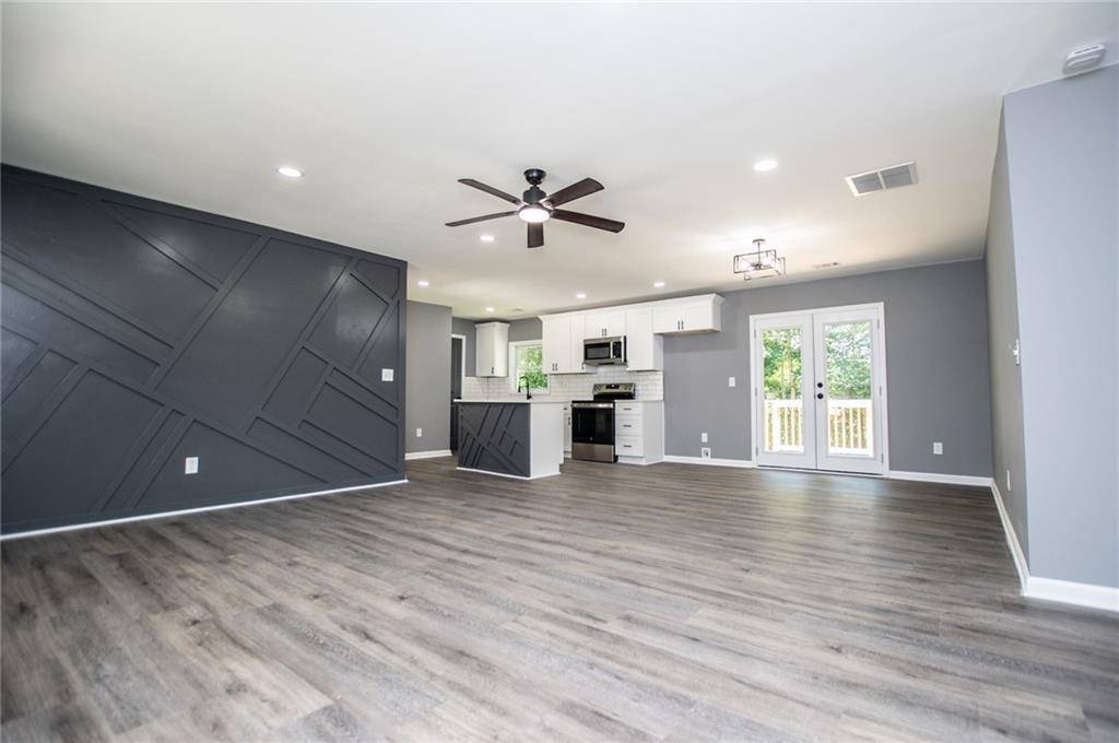 Carrollton, GA 30117,385 W Barbara LN W