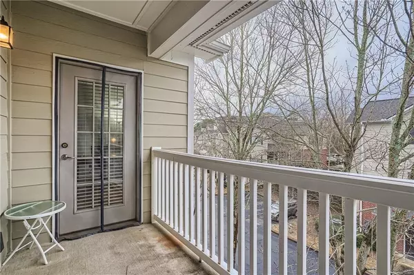 Alpharetta, GA 30009,5103 Woodland LN