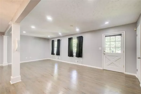 Decatur, GA 30032,2332 CHEVY CHASE LN