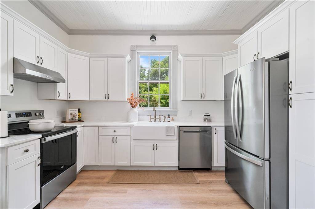 Adairsville, GA 30103,104 Cherry ST
