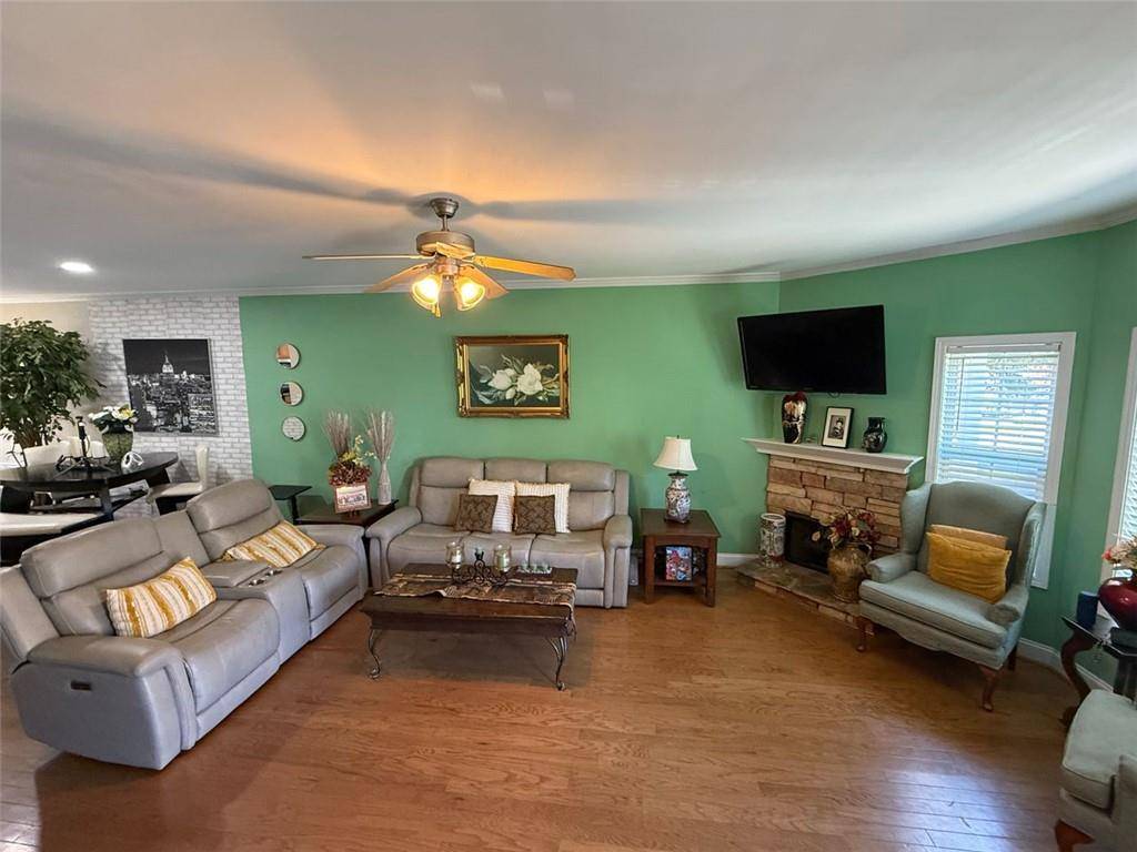 Acworth, GA 30102,251 DERBY CT